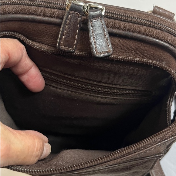 Vintage FOSSIL Y2K brown leather organizer crossbody - Picture 8 of 11